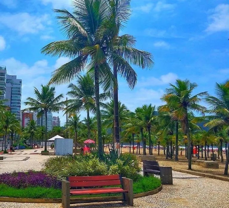 Hospedagem Primeira Quadra da Praia-1